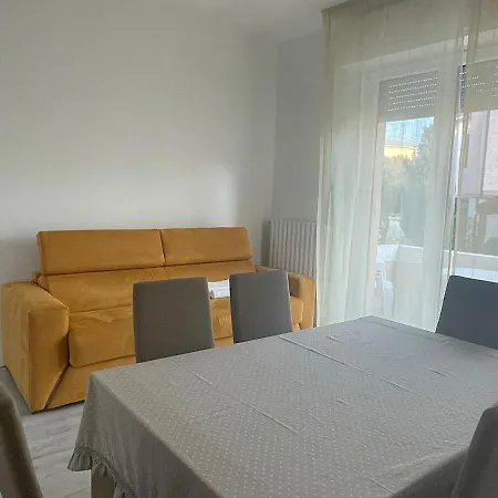 La Magnolia Iii Poppy Apartman