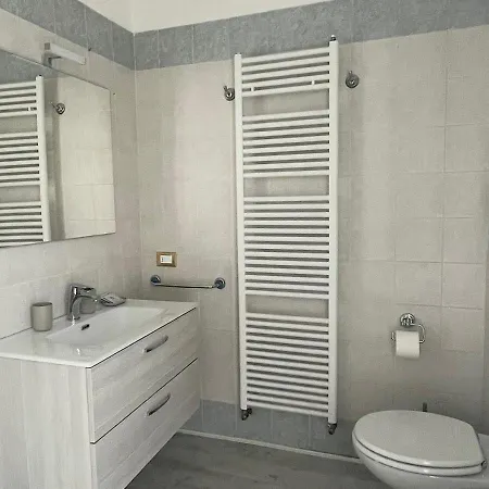 La Magnolia Iii Poppy *